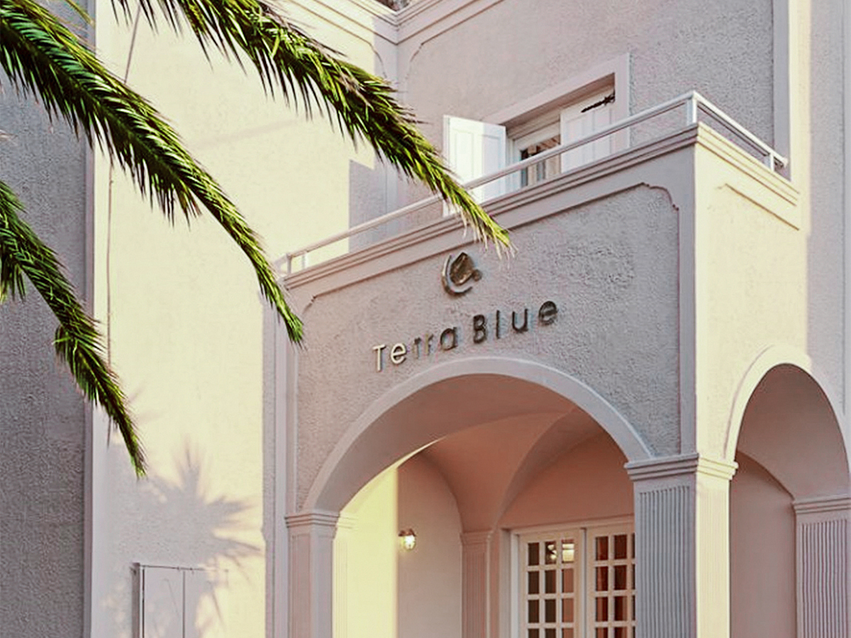 Hotel Terra Blue — Griechenland, Santorini, Kamari